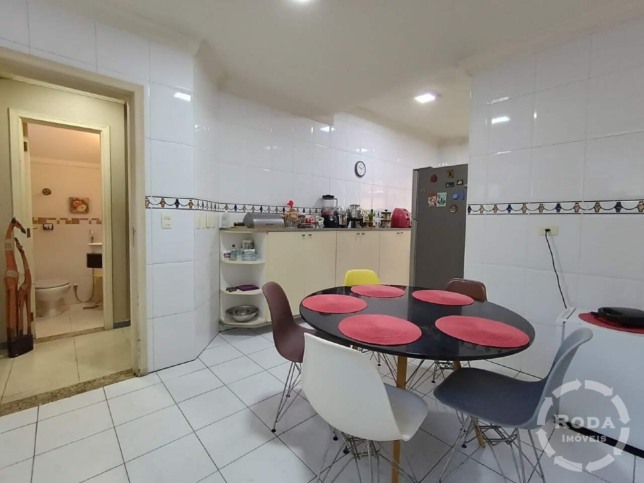 Casa à venda no Ponta da Praia: 