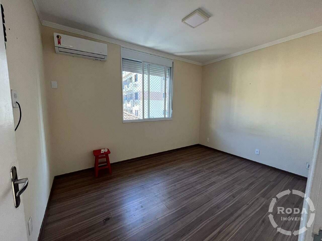 Apartamento à venda no Embaré: 
