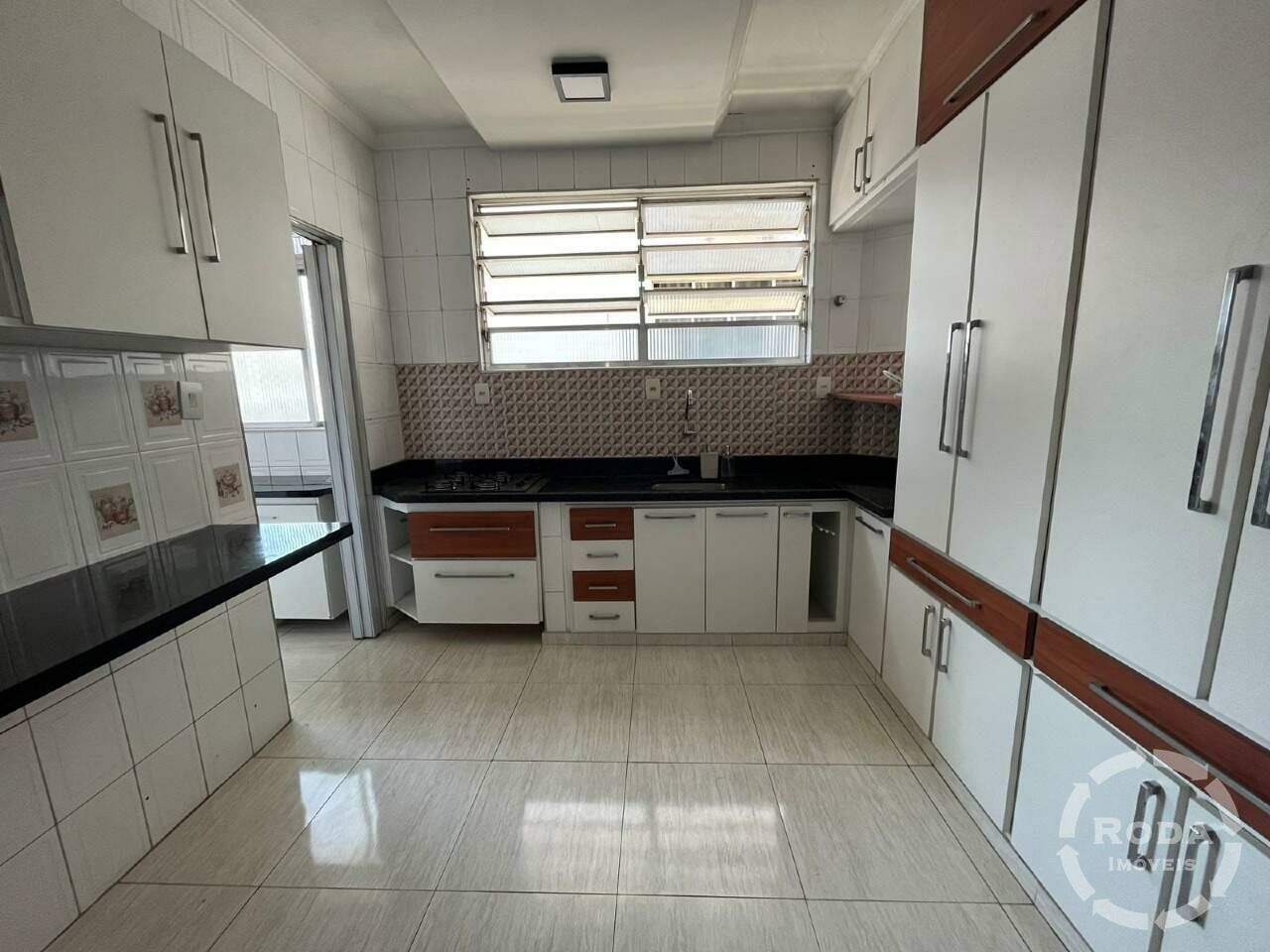 Apartamento à venda no Embaré: 
