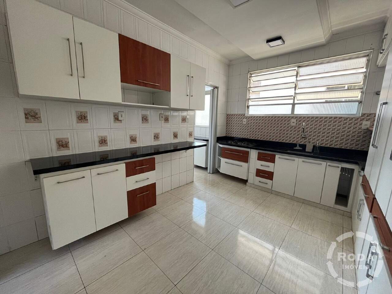 Apartamento à venda no Embaré: 