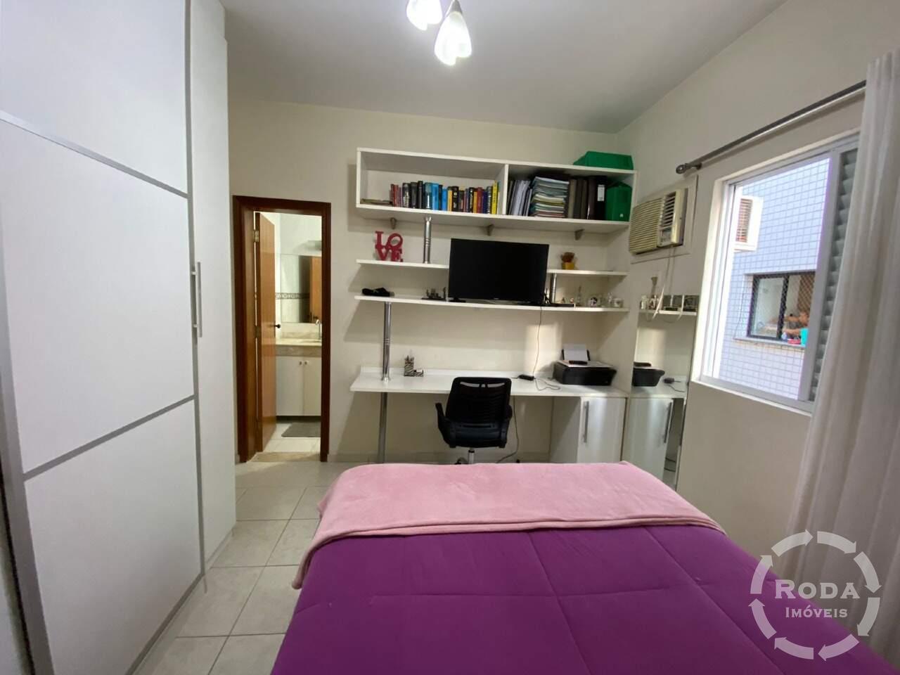 Casa à venda no Embaré: 