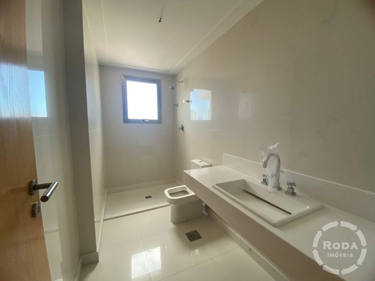 Apartamento à venda no Ponta da Praia: 