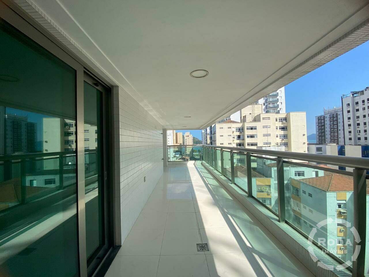 Apartamento à venda no Ponta da Praia: 