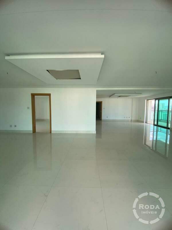 Apartamento à venda no Ponta da Praia: 