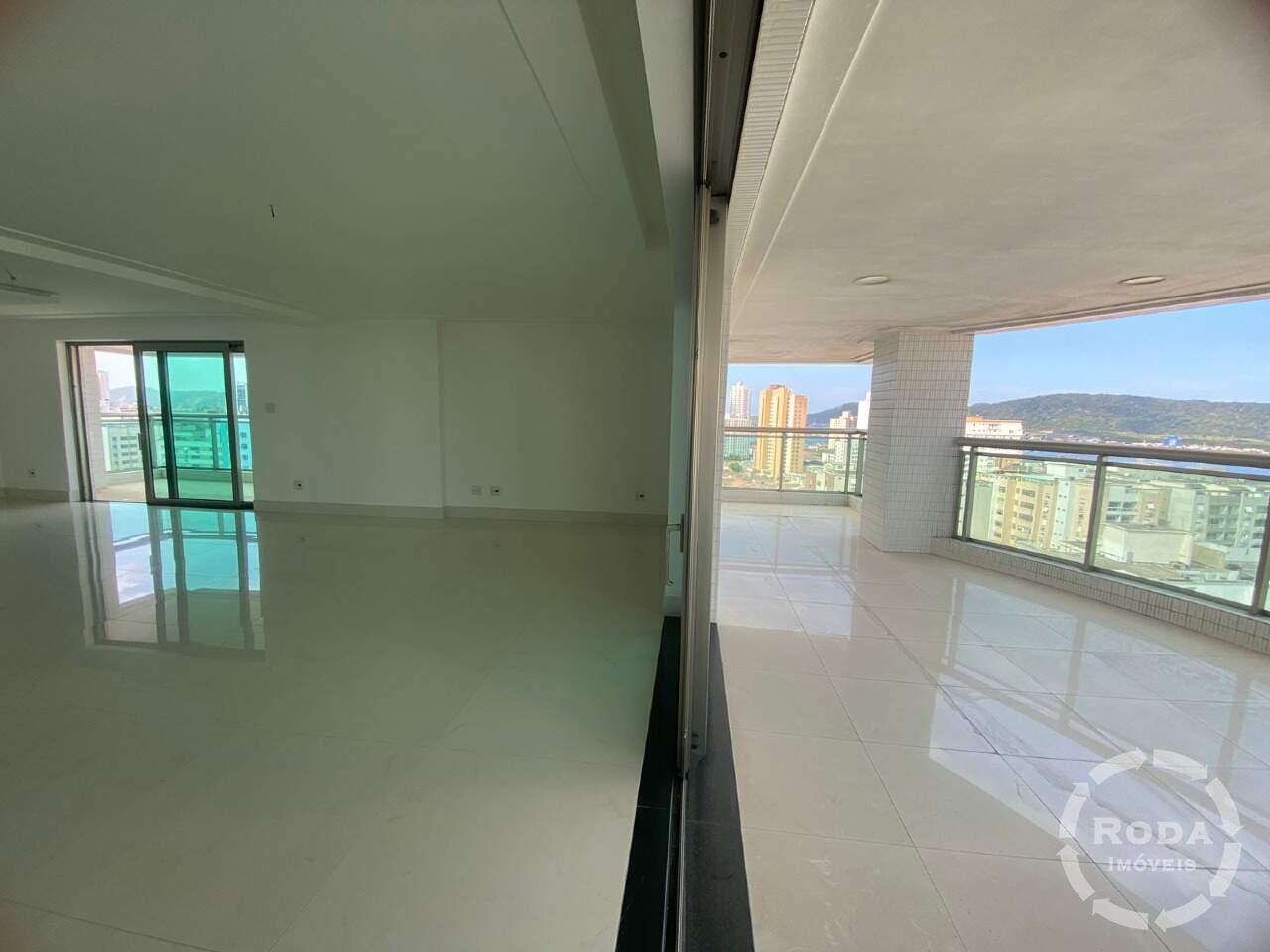 Apartamento à venda no Ponta da Praia: 