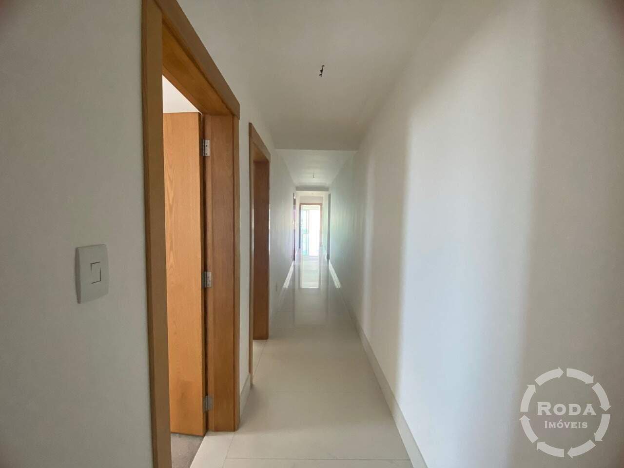 Apartamento à venda no Ponta da Praia: 