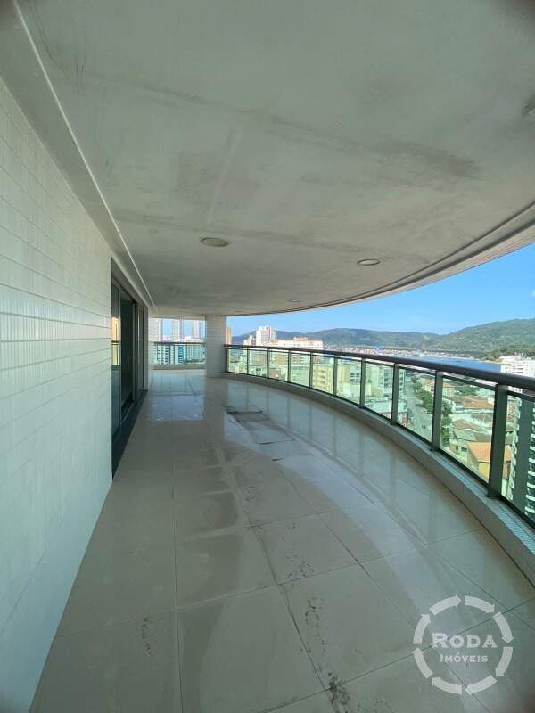 Apartamento à venda no Ponta da Praia: 