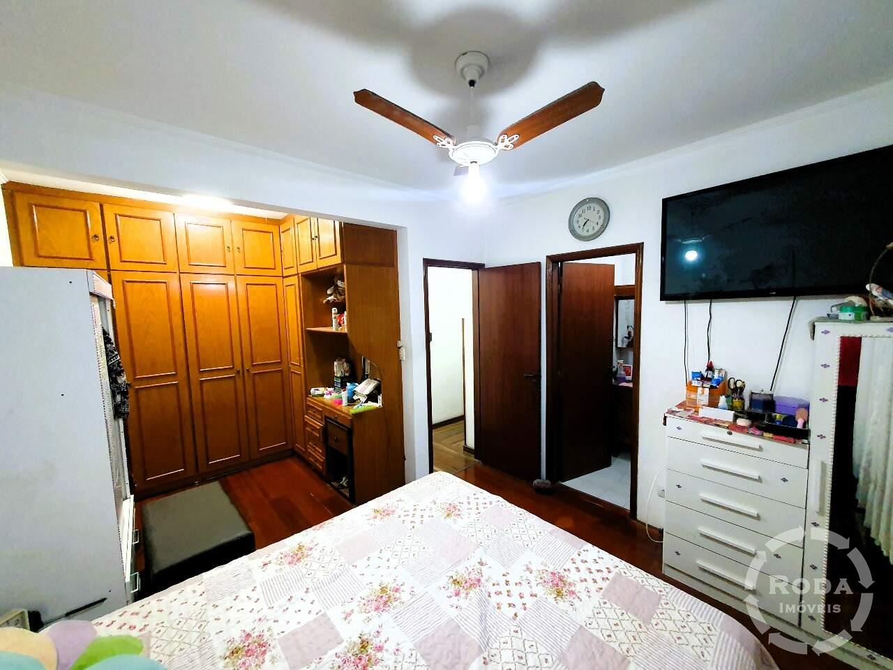 Casa à venda no Embaré: 