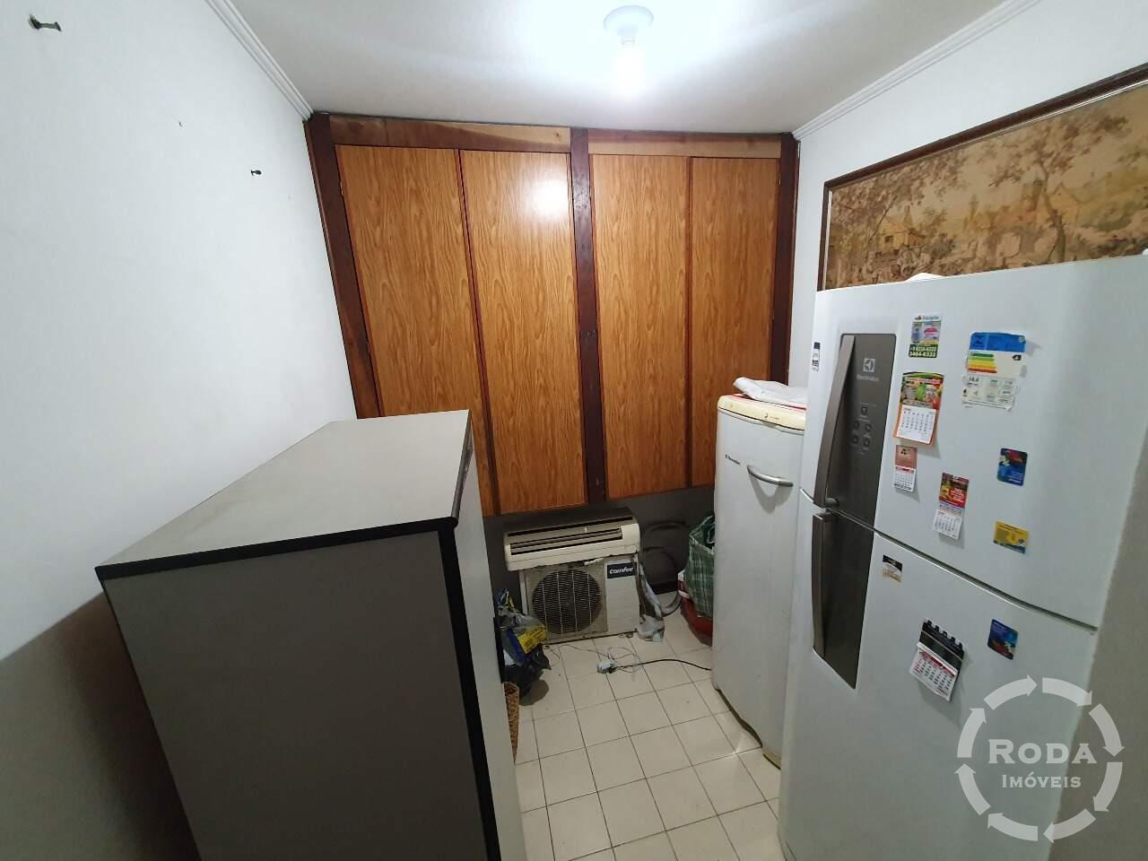 Casa à venda no Embaré: 