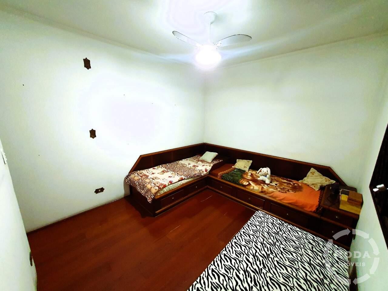 Casa à venda no Embaré: 