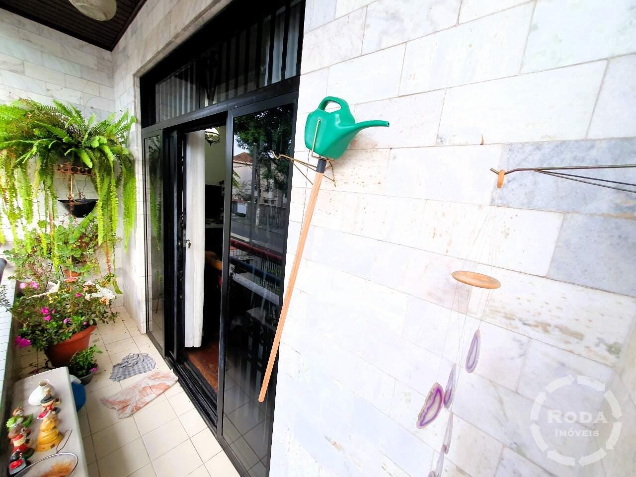 Casa à venda no Embaré: 