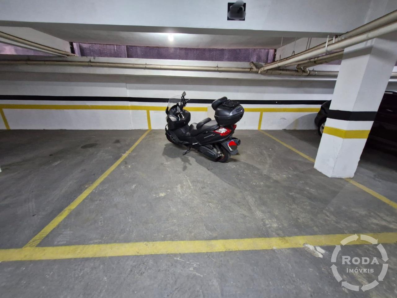 Apartamento à venda no Embaré: GARAGEM