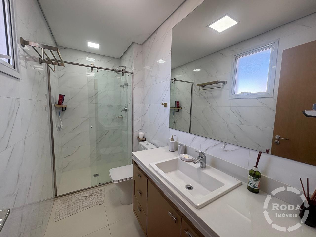 Apartamento à venda no Ponta da Praia: 