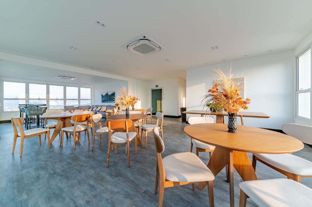 Apartamento à venda no Ponta da Praia: 