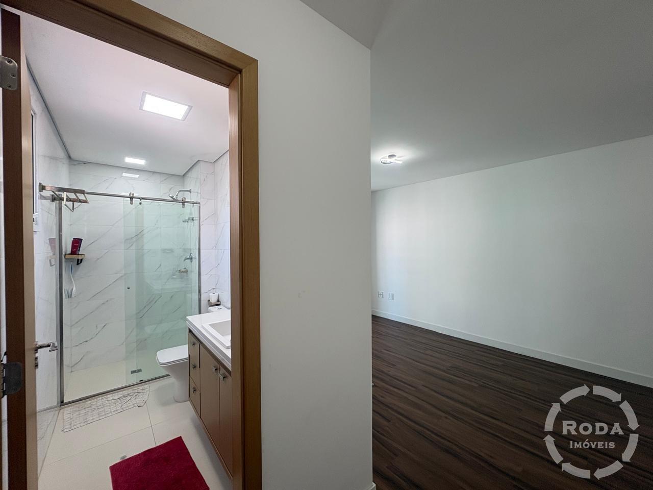 Apartamento à venda no Ponta da Praia: 