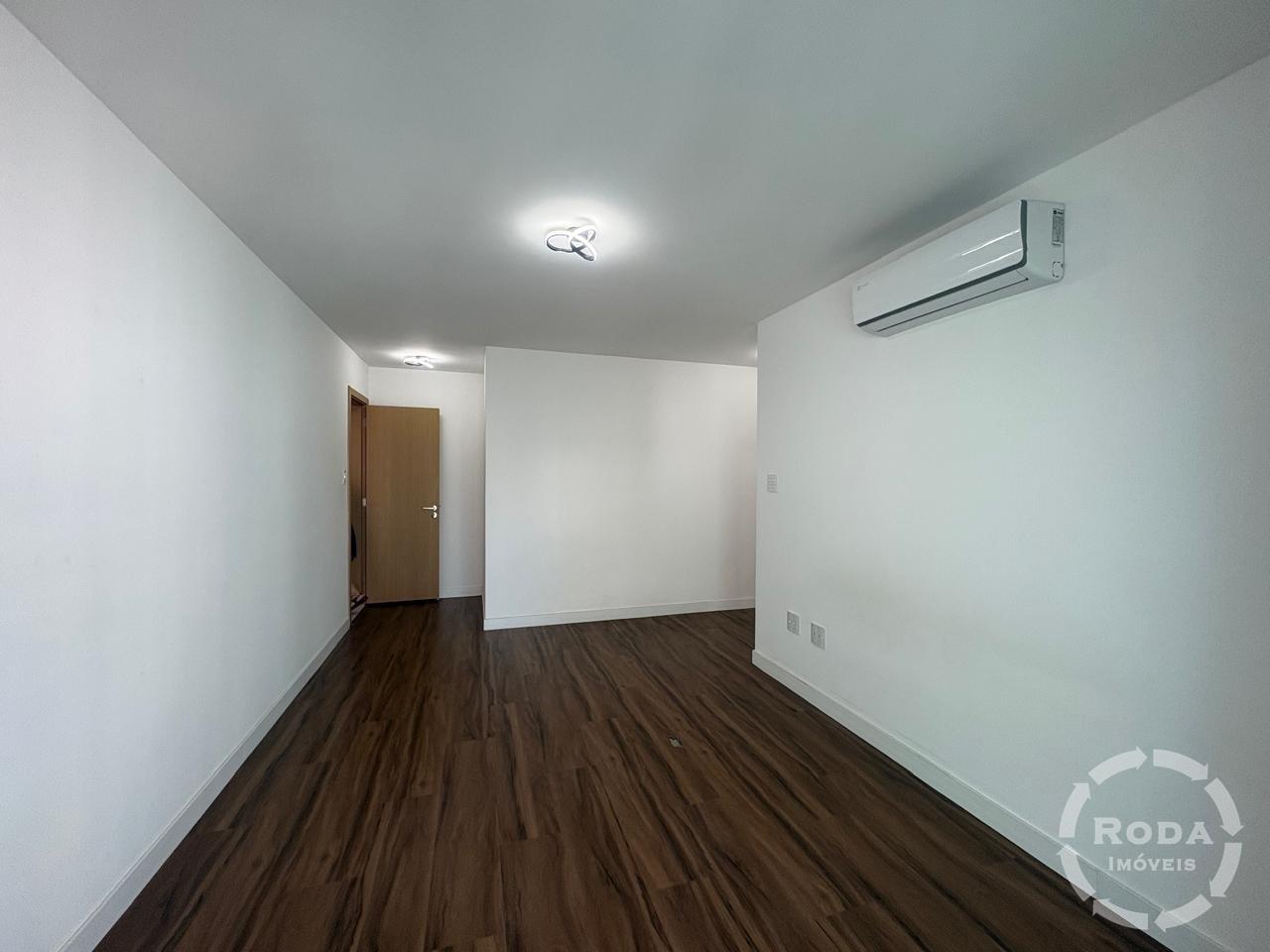 Apartamento à venda no Ponta da Praia: 