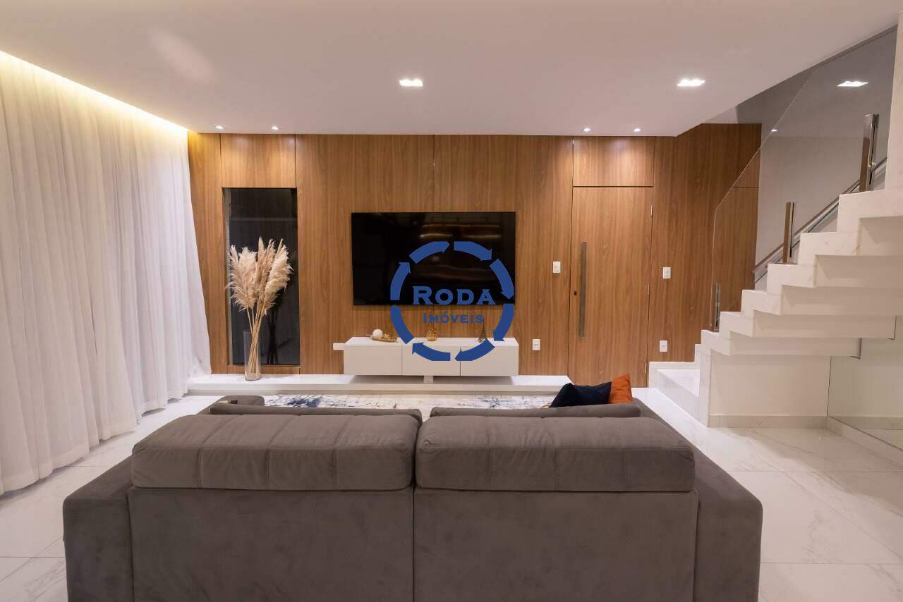 Casa à venda no Embaré: 