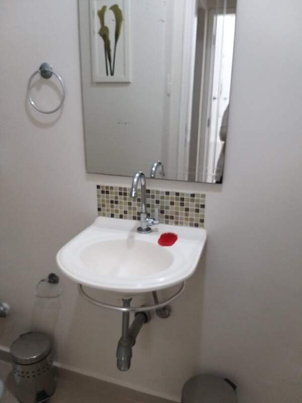 Casa à venda no Boqueirão: Lavabo