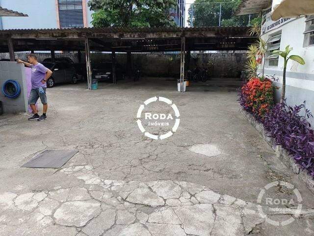 Terreno à venda no Macuco: 