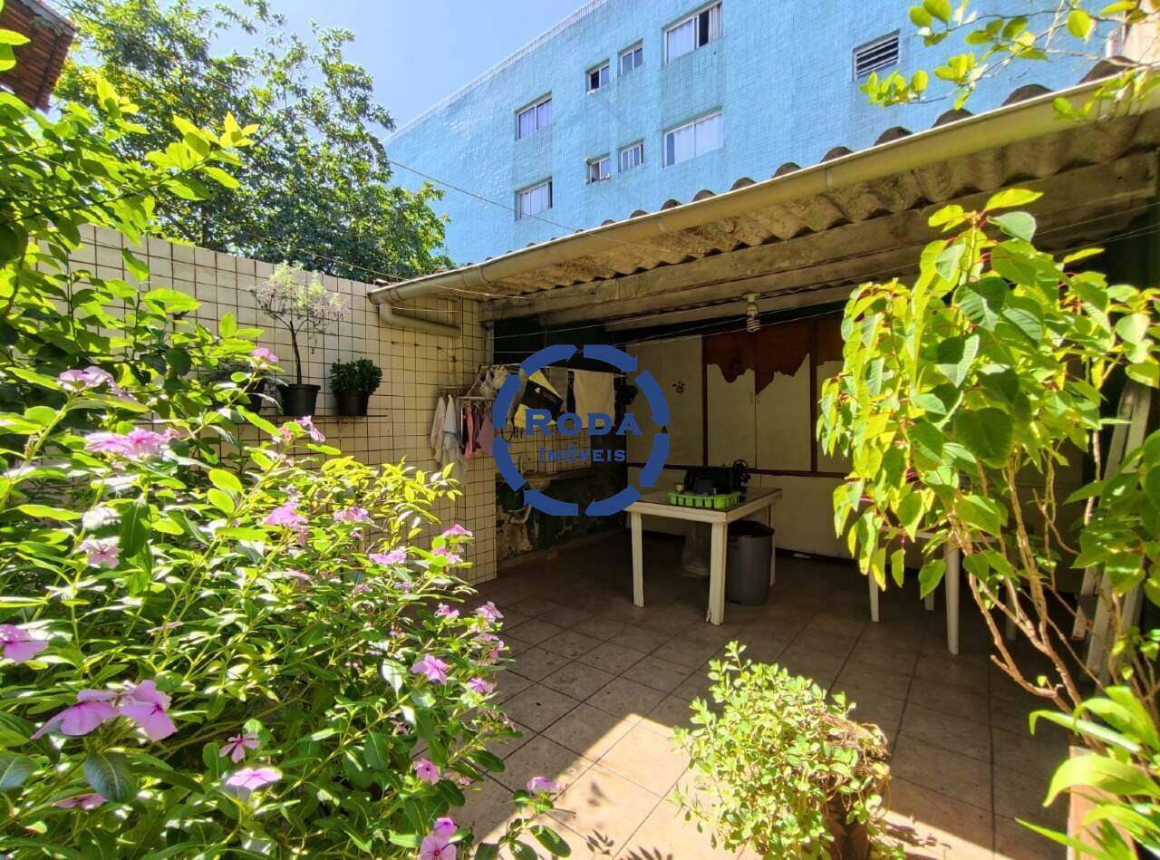 Casa à venda no Macuco: 