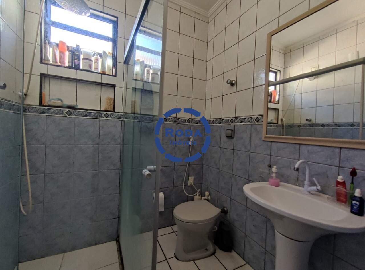 Casa à venda no Macuco: 