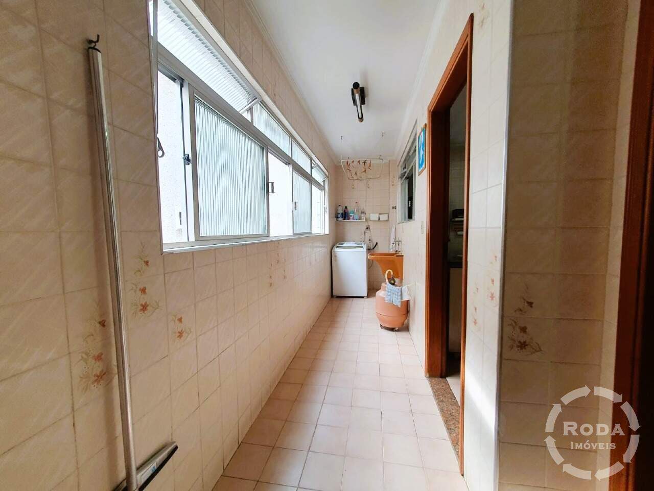Apartamento à venda no Ponta da Praia: 