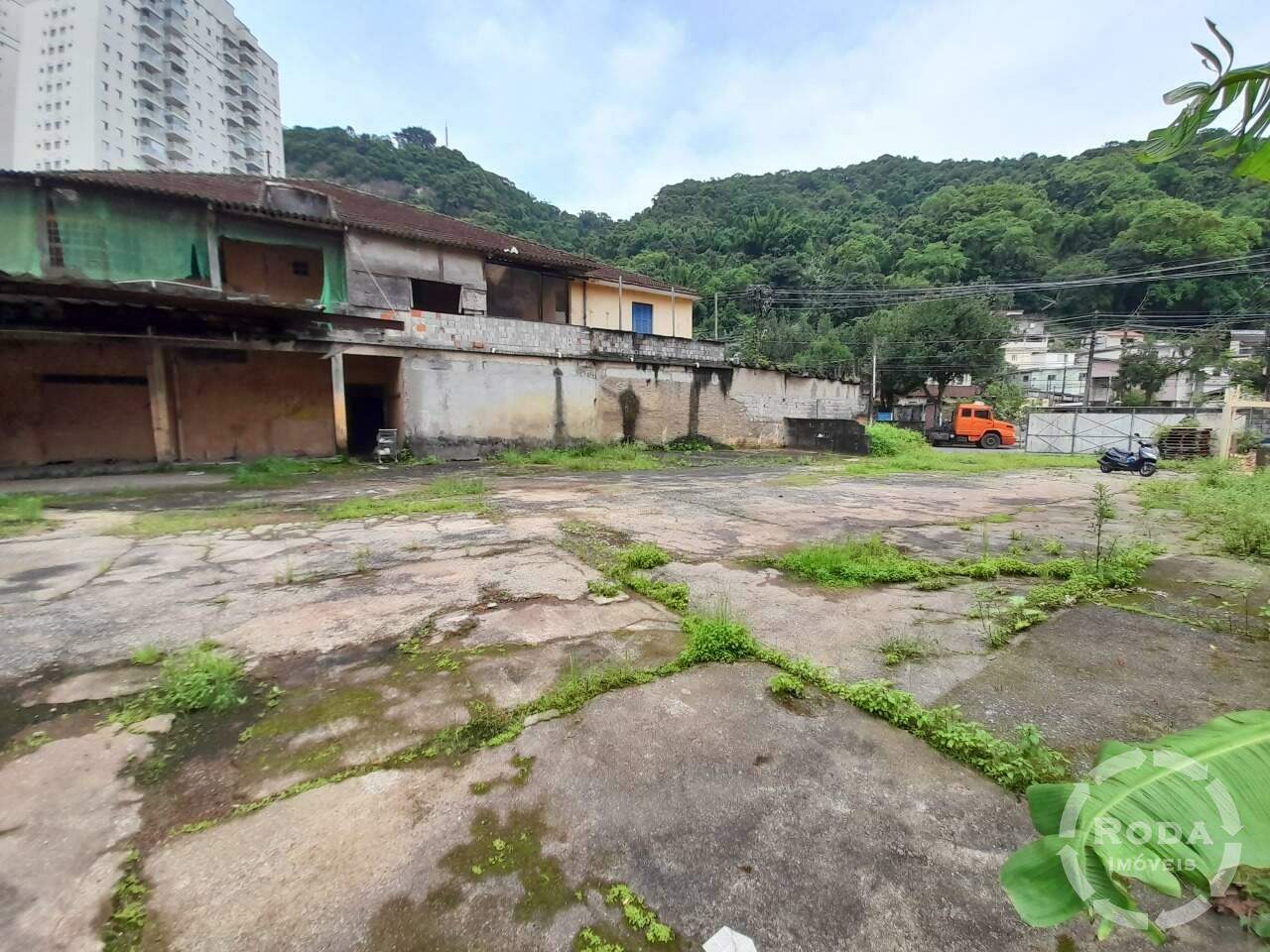 Terreno à venda no Marapé: 