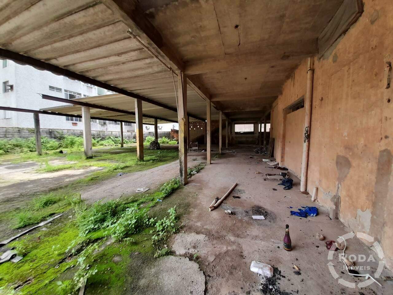 Terreno à venda no Marapé: 