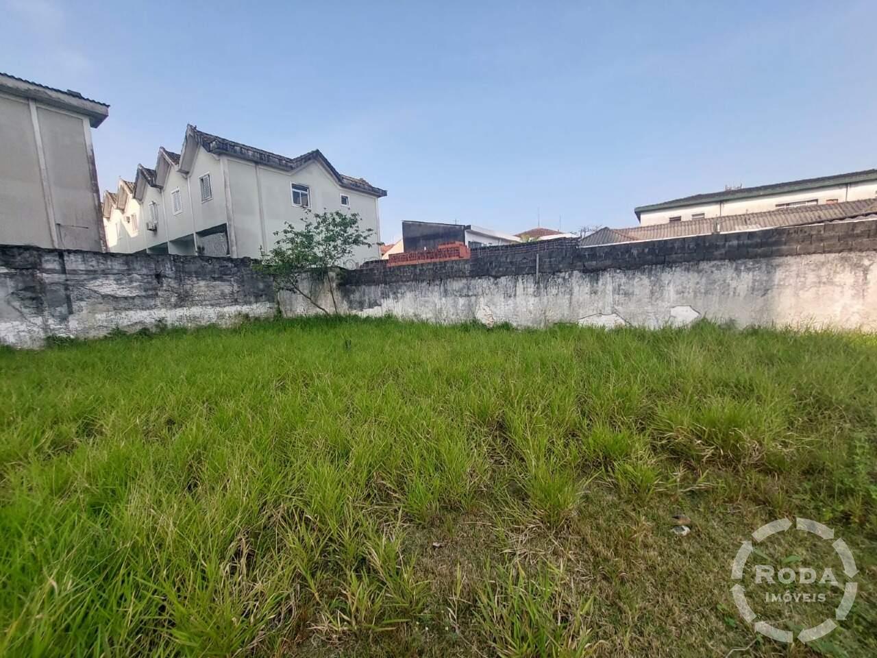 Terreno à venda no Macuco: 