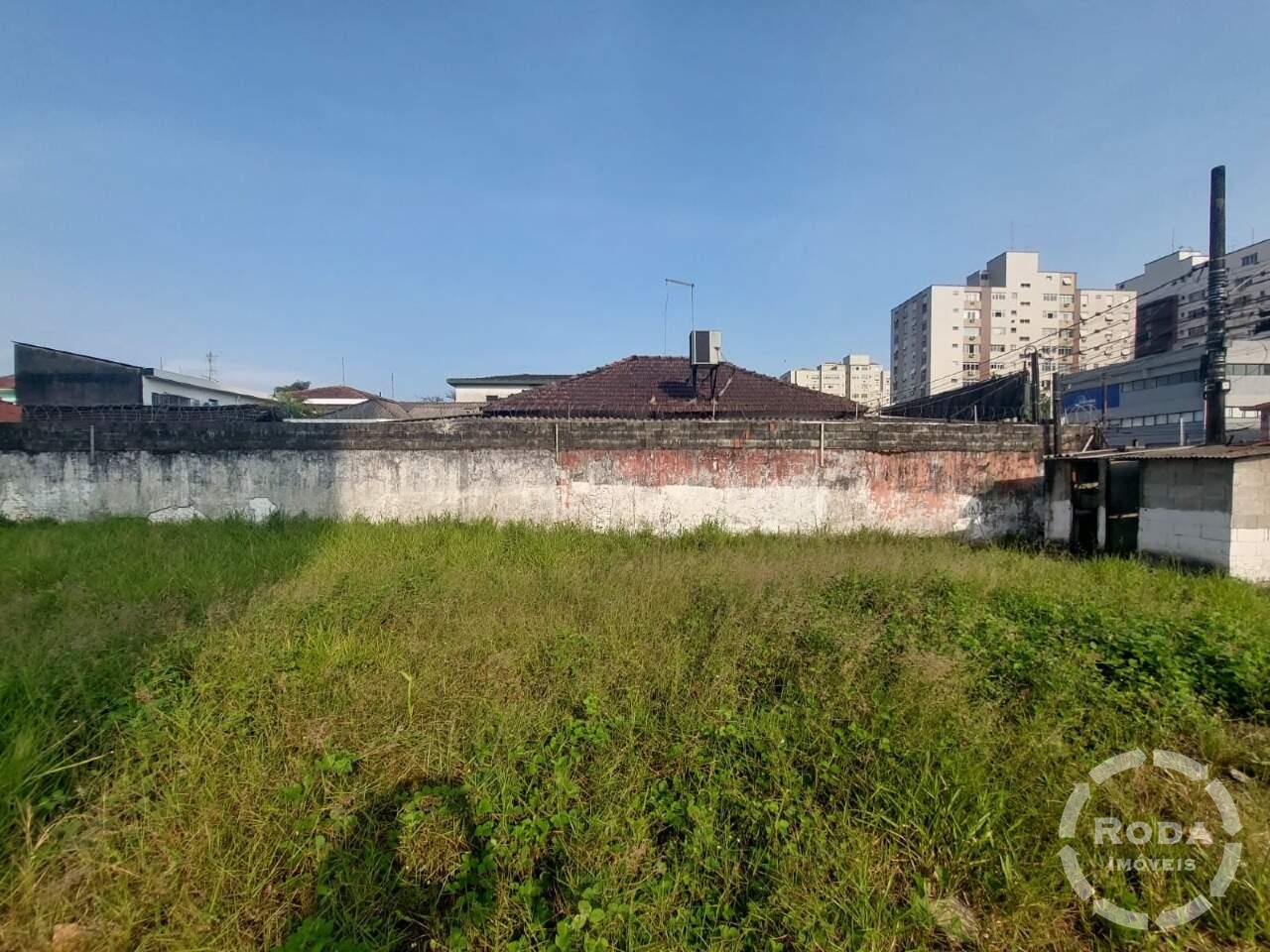 Terreno à venda no Macuco: 