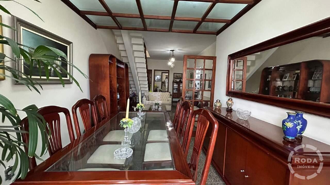 Cobertura à venda no Aparecida: 