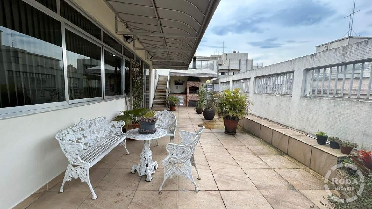 Cobertura à venda no Aparecida: 