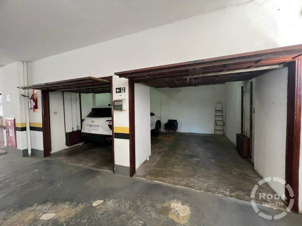 Cobertura à venda no Embaré: 