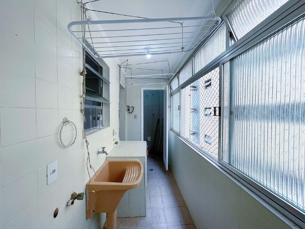Apartamento à venda no Embaré: 