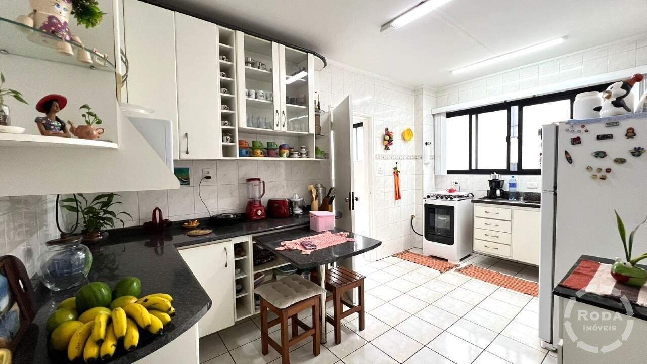 Apartamento à venda no Ponta da Praia: 