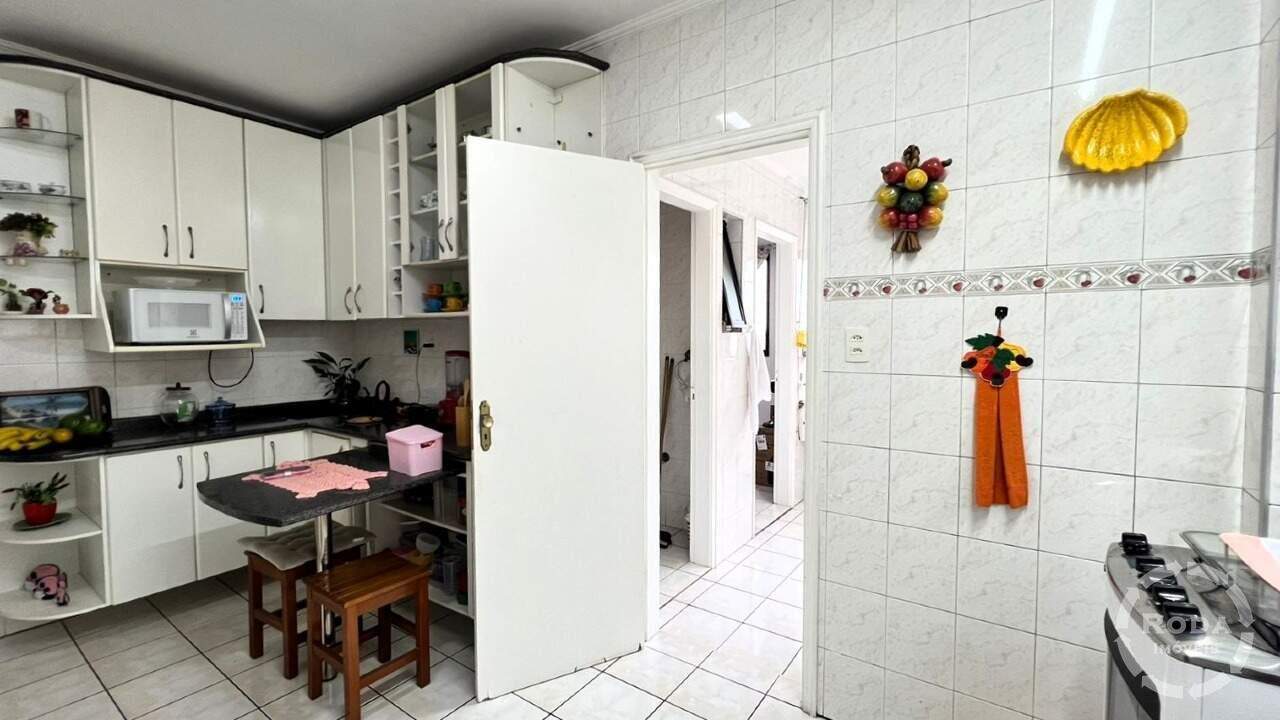 Apartamento à venda no Ponta da Praia: 