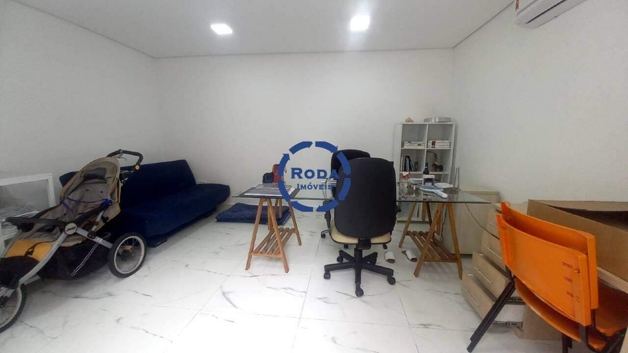 Sobrado à venda no Embaré: 