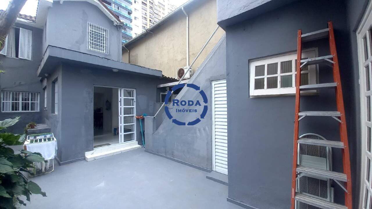 Sobrado à venda no Embaré: 