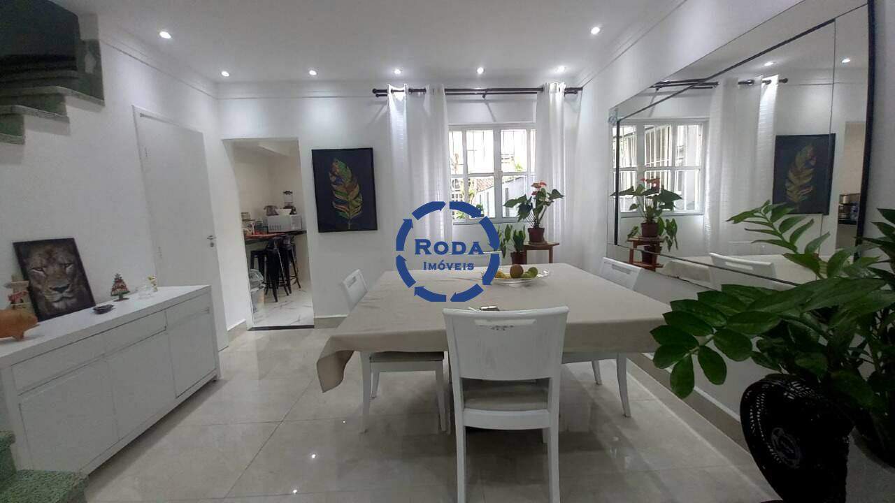 Sobrado à venda no Embaré: 