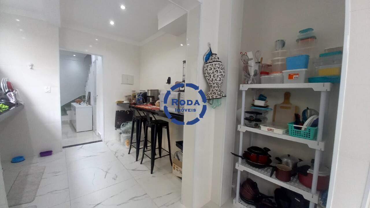 Sobrado à venda no Embaré: 