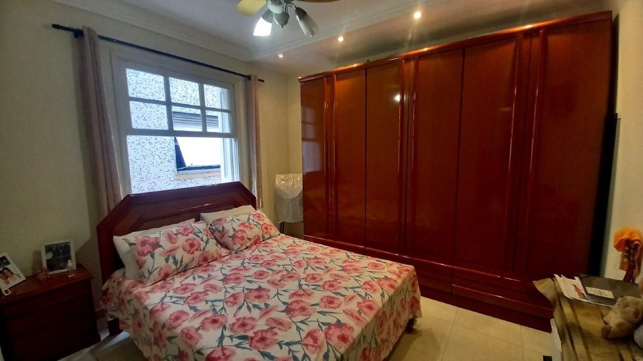 Apartamento à venda no Ponta da Praia: 