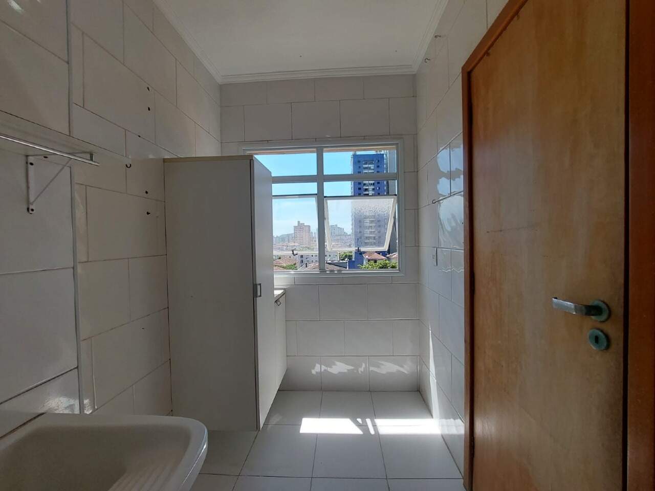 Apartamento para aluguel no Embaré: 