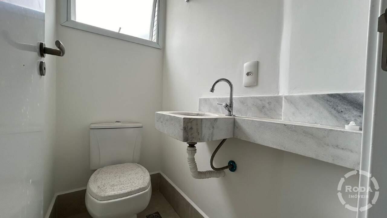 Sobrado de Condomínio à venda no Gonzaga: 