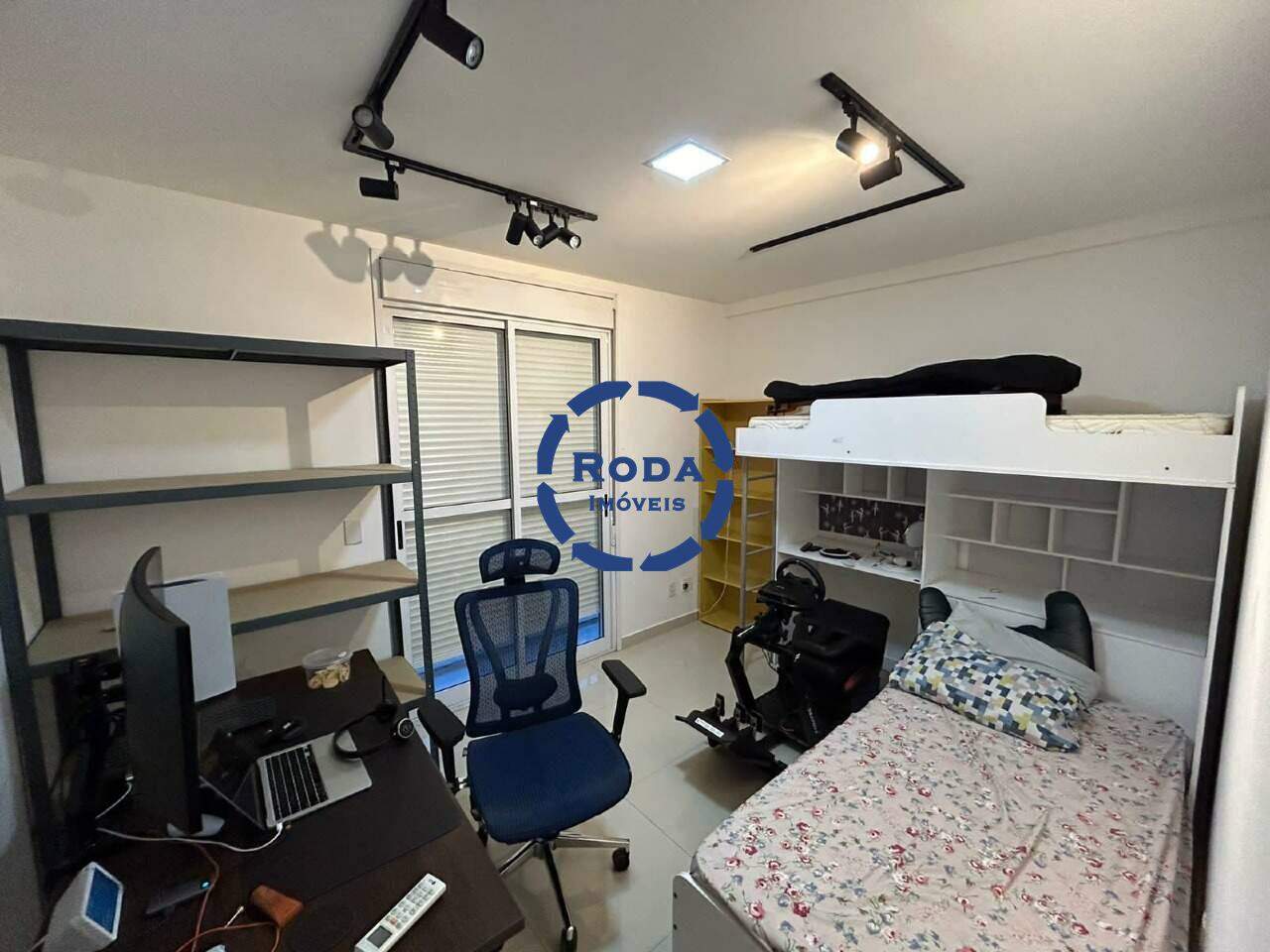 Apartamento Duplex à venda no Encruzilhada: 