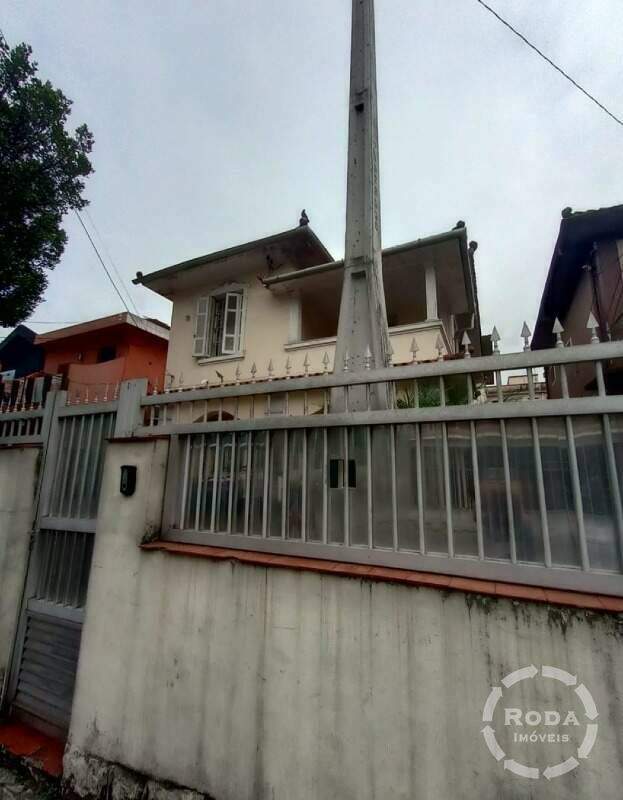 Sobrado para aluguel no Boqueirão: 