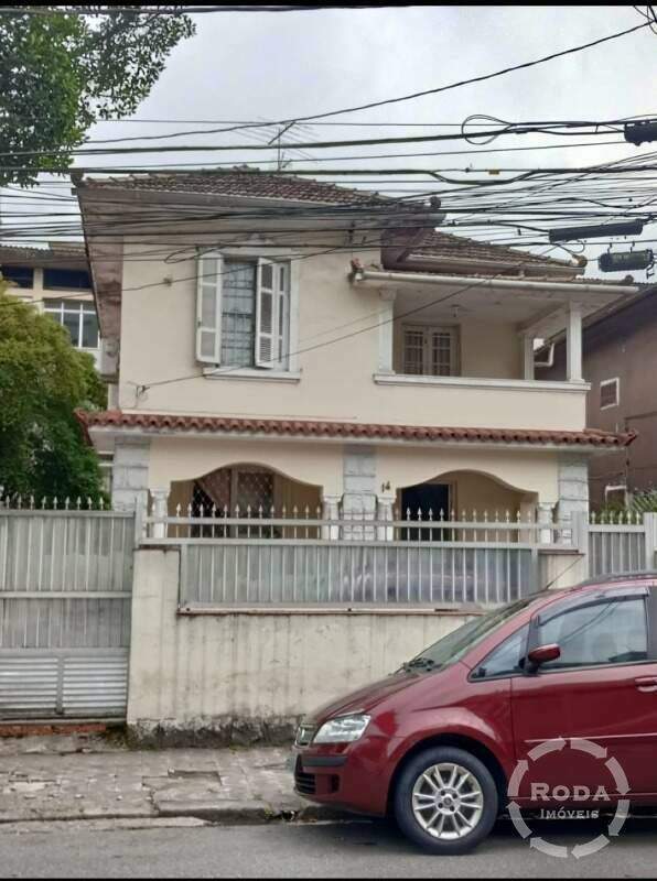 Sobrado para aluguel no Boqueirão: 