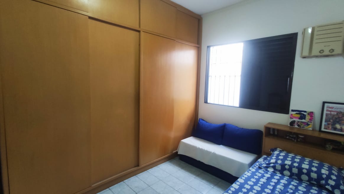 Casa à venda no Embaré: 