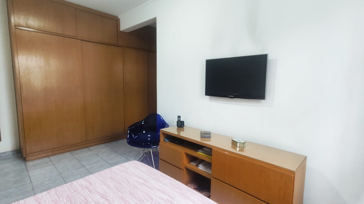 Casa à venda no Embaré: 