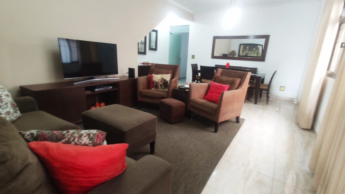 Casa à venda no Embaré: 