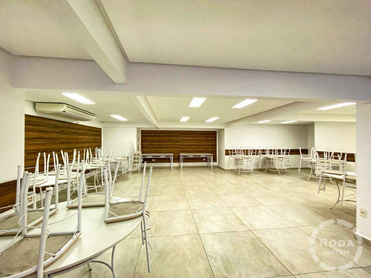 Apartamento à venda no Ponta da Praia: 